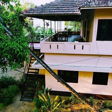 Bella Beach Villa Mararikulam Eksteriør bilde
